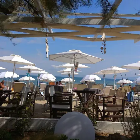Seaside * Salonic