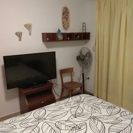 Seaside Apartment *